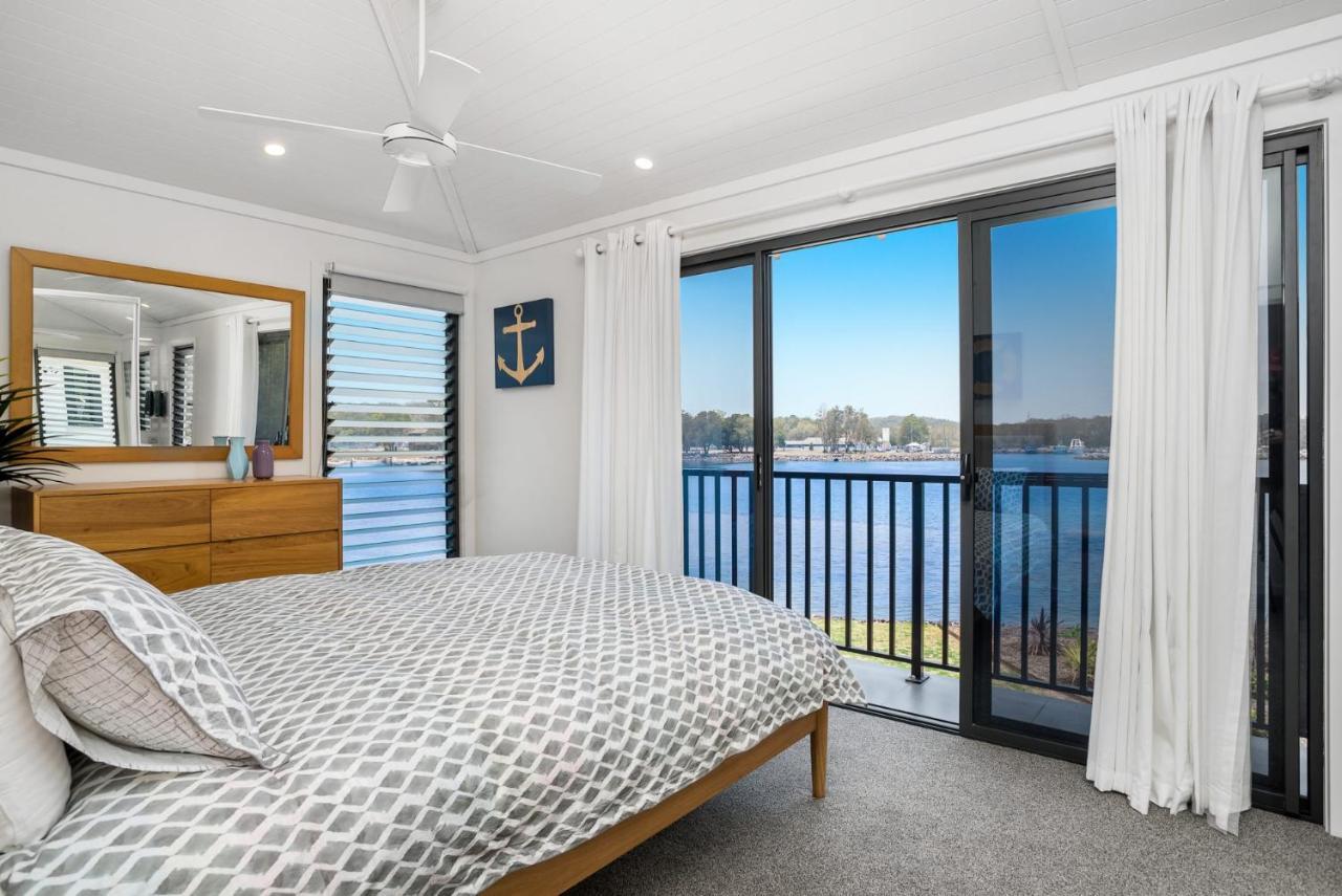 No 1 - Waters Edge 1 Mcdonald Place Evans Head Exterior photo